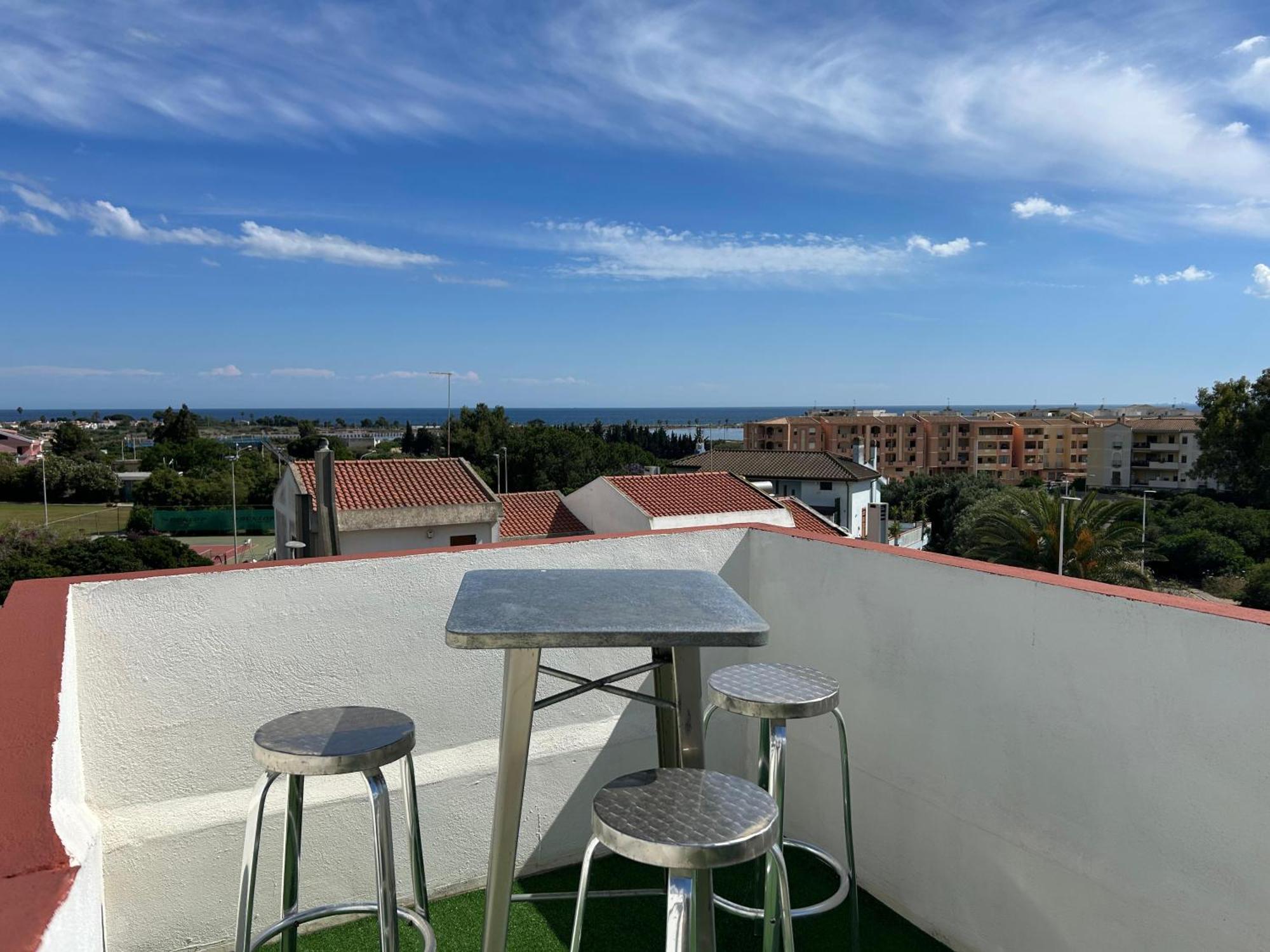 Bed And Breakfast Villa Teis Quartu SantʼElena Dış mekan fotoğraf